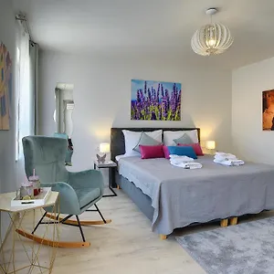 Apartment D&a Center With Free Parking 